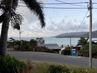 Spectacular Ocean Views: Furnished Unit, Cannonvale, photo 4 of 7